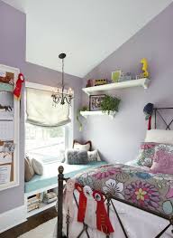 Jugendzimmer Mit Dachschrage Maedchen Lila Wand Sitzecke Fenster Kinder Zimmer Schlafzimmer Set Teenager Zimmer