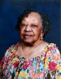 Lillie Holloway's Instagram, Twitter & Facebook