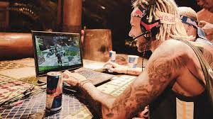 Show all show first 10. Fifa Fortnite Co Diese Fussball Stars Zocken In Ihrer Freizeit