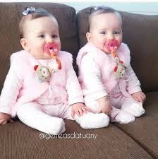 pin de raji em baby pics fotos de bebes gemeos criancas lindas fotos de bebes fofos pinterest