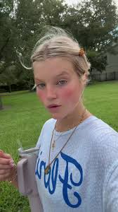 IMMM BACKKKKK 🤘🏼#back #walking #yay #follow