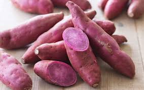 Buah dan sayuran berwarna ungu atau biru mengandung antioksidan yang cukup tinggi. Jangan Remehkan Semua Bahan Makanan Yang Berwarna Gelap Ini Alasannya