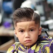 Quand on était petit, on pensait que l'année 2020 nous apporterait des surprises de mode futuristes. Top 100 Coiffures Enfants Coiffure Enfant Coiffure Garcon Coupes De Cheveux Pour Enfants