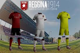 Indirizzo del sito web ufficiale. Reggina 1914 Nike Kits