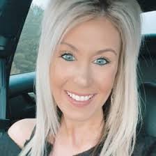 Anna Harbour (annamrichard)