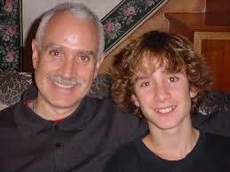 Natasha Renaud's Instagram, Twitter & Facebook