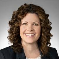 Eileen Simmons's Instagram, Twitter & Facebook