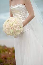 Flora by gucci glamorous magnolia. Le Spose Di Gio Ivory Silk Satin Organza Formal Wedding Dress Size 2 Xs Tradesy