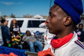 Easton Rankine's Photo Galleries at pbase.com