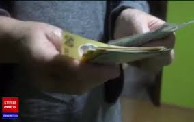 Ministrul muncii, raluca turcan a precizat, referitor la cumulul pensiei cu salariu, că exista câteva principii de bază, iar unul dintre ele este acela de a le permite celor care doresc să lucreze în sistemul public să muncească o perioadă mai îndelungată. Cumulul Pensiei Cu Salariul Interzis Prin Lege Chiar De SÄptÄmana Viitoare Sunt VizaÈi Peste 30 000 De AngajaÈi Stirileprotv Ro