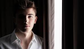 Jonathan Henrich's Instagram, Twitter & Facebook