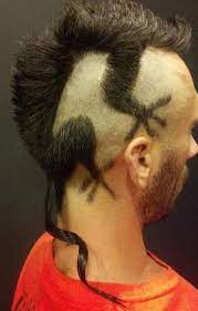 Lol Iguana Haircut Coiffeurs Pour Homme Coiffure Droles De Gens