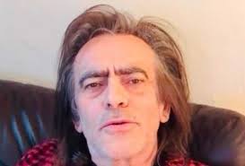 Lider zespołu vox zmagał się ostatnio z chorobą, która uniemożliwiła mu wzięcie udziału w finale the voice senior. Choroba Odcisnela Na Nim Pietno Nowe Zdjecie Witolda Paszta Zaniepokoilo Fanow Wirus Odebral Mi Sile Oddech I Pare Kilogramow