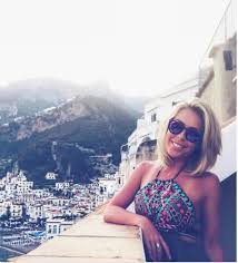 Some convey their annoyance by being terse or snarky. Who Is Marshawn Lynch S Girlfriend Or Wife