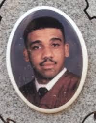 Benjamin Beazley's Instagram, Twitter & Facebook