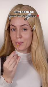 Historia de Serena Van Der Woodsen 💋 Hace más de un año hice a Blair y  como no faltaba la otra reina del suponer East Side. Si habéis visto la  serie espero que penséis como yo y es que este personaje ...