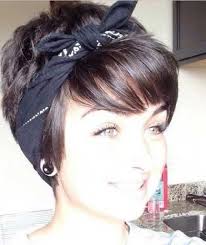 Bandana hairstyles are lovely for both short hair and long hair. 29 Trendy Ideas For How To Wear A Bandana Short Hair Bangs Cute Hairstyles For Short Hair Bandana Hairstyles Short Round Face Haircuts