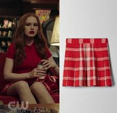 Download Riverdale Fashion Clothes Style And Wardrobe Worn On Tv Shows Shop Your Tv Yellowimages Mockups