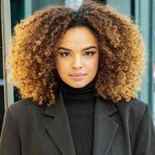 Saiba tudo sobre Lucy Ramos