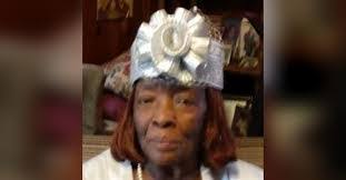 Essie Jones's Instagram, Twitter & Facebook