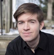 Quinn Robinson's Instagram, Twitter & Facebook