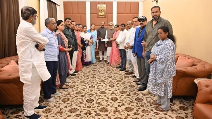 TMC के 20 बागी सांसदों में से 17 जॉइन करेंगे बीजेपी, NCPI नेता का दावा - tmc 20 defector mps join ncpi 17 to join bjp nda west bengal ntcpvp - AajTak