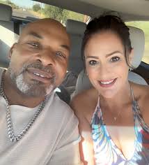 Unique Wedding Photo Inspiration with Godzilla and Biolante