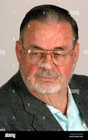 Tom Shevlin's Instagram, Twitter & Facebook