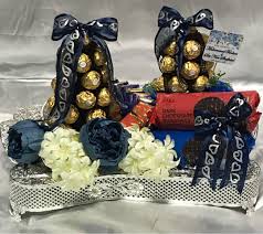 Tempahan coklat ferrero rocher kini dibuka. Simple Gubahan Hantaran Coklat Ferrero Rocher