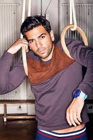 2020 feierte m'barek seinen 38 37 Elyas Ideas Actors Celebrities Strong Woman Tattoos