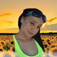 Yadira Serrano's Instagram, Twitter & Facebook