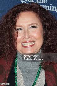 395 Melissa Roll Photos & High Res Pictures