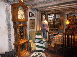 The burrow | harry potter inspired candle thistlecandleco. Harry Potter Studio Tour Harry Potter Studio Tour Harry Potter Studio Tour Harry Potter Studios Magical Cottage
