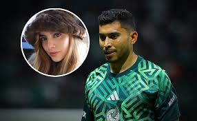 Esposa de Orbelín Pineda denunció estafa a su nombre sobre boletos para el México vs. Ecuador