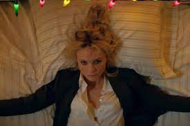 Promising young woman (original title). Review Promising Young Woman Is Unapologetically Itself Daily Trojan