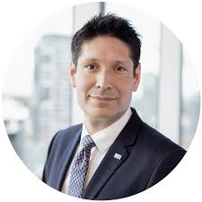 Alexander Wendler's Instagram, Twitter & Facebook