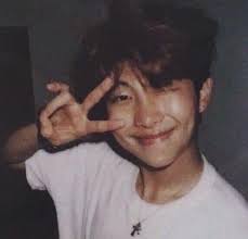 Buy retro 90's bts vintage t shirt gift tee graphic for womens man: Bts Army S Shout Aesthetic Vintage Facebook
