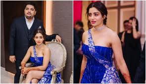 Nehha Pendse Looks Drop Dead Gorgeous In Her Uncoventional Wedding Reception Outfit Seen Pics Yet Tv News India Tv nehha pendse looks drop dead gorgeous