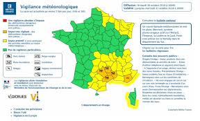 Météo france a placé 19 départements en alerte pour des risques d'orages violents. Meteo France Place 5 Departements En Alerte Orange Pluie Inondation