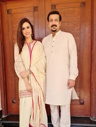 Have a look at what javed miandad has to say about kashmir issue and a fine difference between priyanka chopra and mehwish hayat in today's bakhabar savera. Madeha Naqvi Madehanaqvi Timeline The Visualized Twitter Analytics