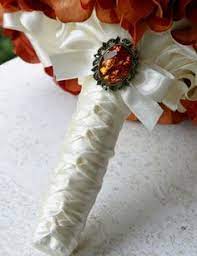 Simone hill is a technical product owner for estée lauder companies. 18 Bouquet Handles Ideas Bouquet Beautiful Wedding Flowers Wedding Bouquets