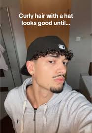 How to Wear Hats with Curly Hair Men