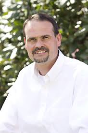 Guy Kennerly, Joelle McGrorty defeat incumbents for spot