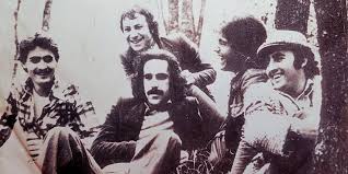 1950 niğde doğumlu ayhan sicimoğlu, kayseri kökenli bir aileye mensuptur. Mazhar Alanson Kimdir Mazhar Alanson Nereli Ve Kac Yasinda Magazin Haberleri