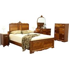 Art Deco 1935 Vintage 5 Pc Queen Size Bedroom Set Bed 2 Chests From Harpgallery On Queen Sized Bedroom Sets Art Deco Bedroom Furniture Queen Sized Bedroom