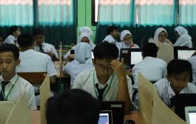 Masyarakat desa sukasari belum mengenal sosok bidan muda tersebut. Contoh Soal Memvariasikan Kalimat Unbk Smp 2020