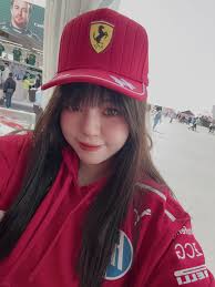 F1雜誌抽出@jkasdf7965 再私訊我IG唷❤️ 如果有需要幫忙買可以禮貌留言（已經有多買2本） 預計可以再帶個10本左右月中回台灣再出貨喲！  送上週四的商店狀況