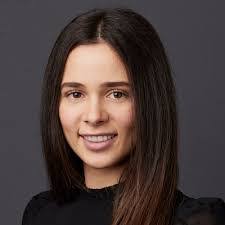 Nicole Newell's Instagram, Twitter & Facebook