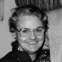 Rosalind Grace's Instagram, Twitter & Facebook