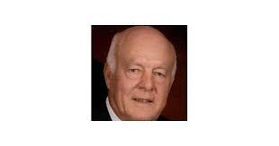 Kelly Foret's Instagram, Twitter & Facebook